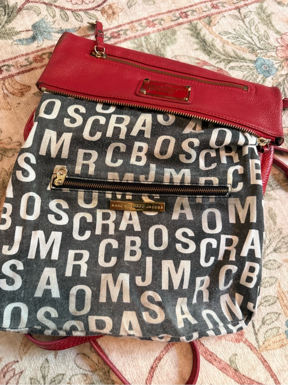 Marc by Marc Jacobs Red Leather Pebbled Crossbody with Gold Hardware - Picture 7 of 15
